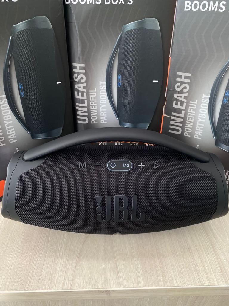 JBL Boombox